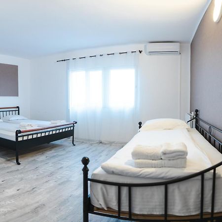 Myda Hotel Apahida Exterior photo