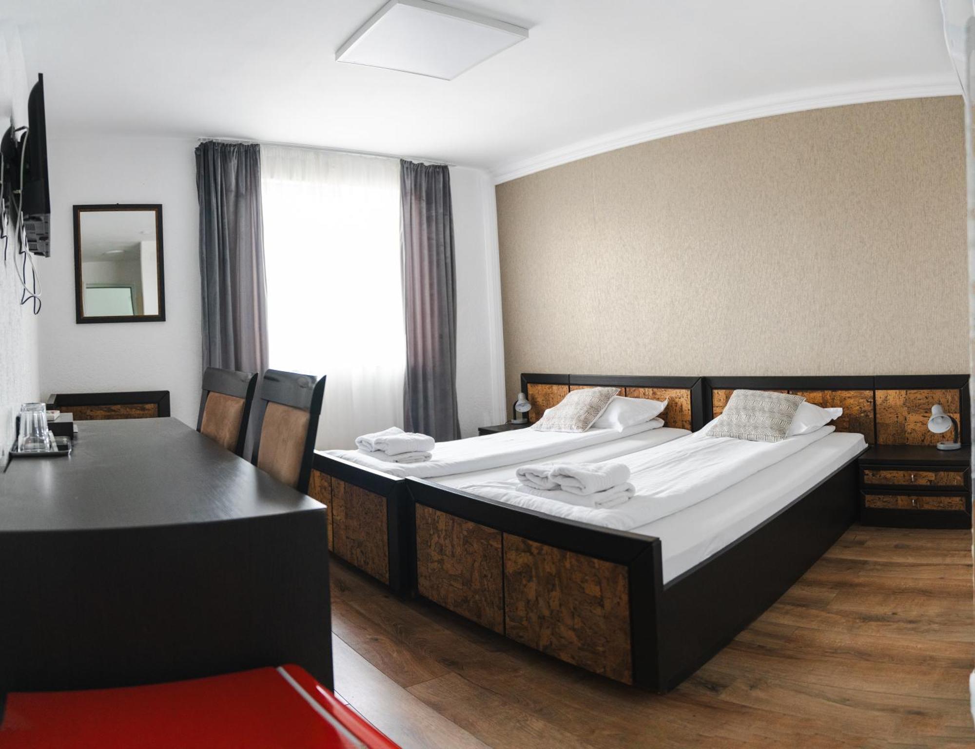 Myda Hotel Apahida Exterior photo